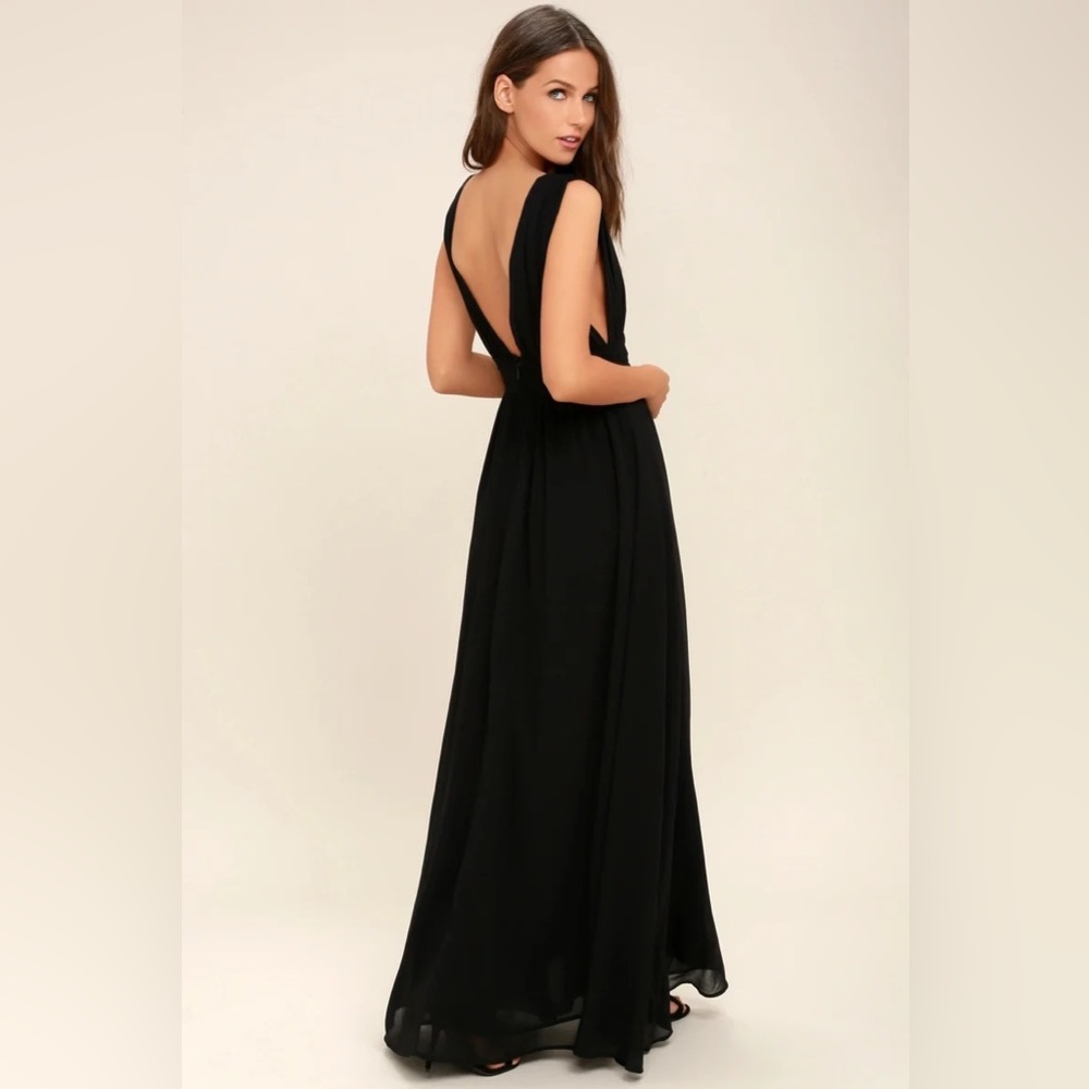 Lulu’s Black Maxi Dress - Picture 6 of 6